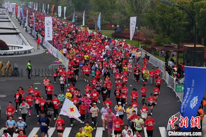 2024梦马在杭开跑：沿世界级城市中轴线穿越未来