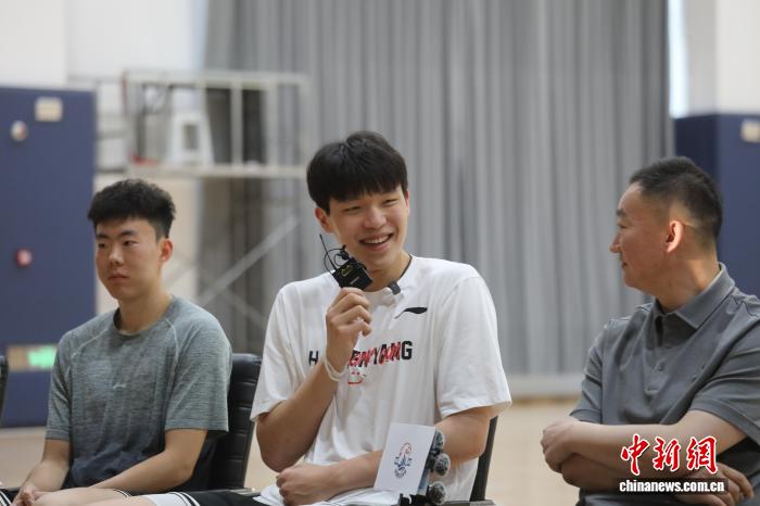 横跨太平洋的关键一投：杨瀚森点亮中国篮球新