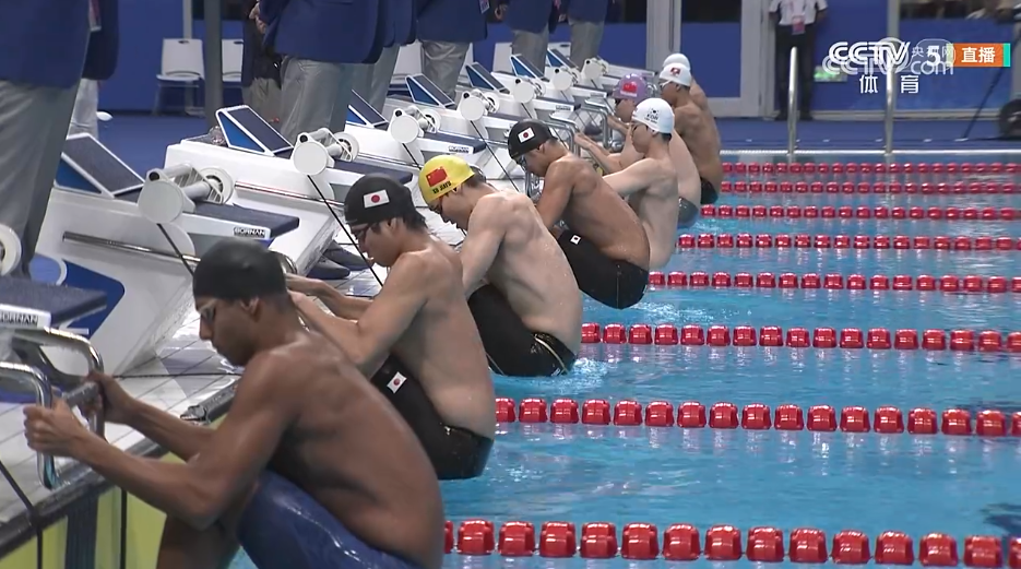 徐嘉余亚运会200米仰泳摘金创纪录