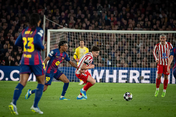 巴萨欲挖马竞神锋阿尔瓦雷斯遭拒，欧冠战绩成