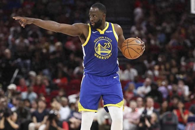 马刺10连胜！文班亚马强势压制勇士科尔赛前狠话