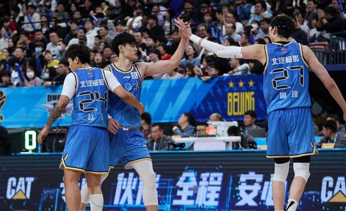 广东男篮主场迎战北京男篮，G2战况激烈晋级悬念